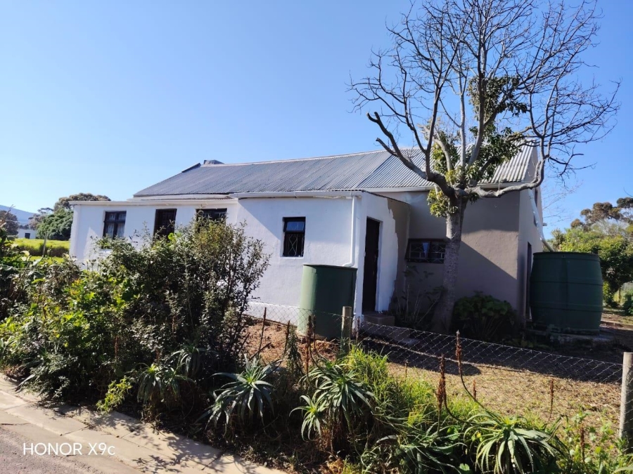 2 Bedroom Property for Sale in Baardskeerdersbos Western Cape